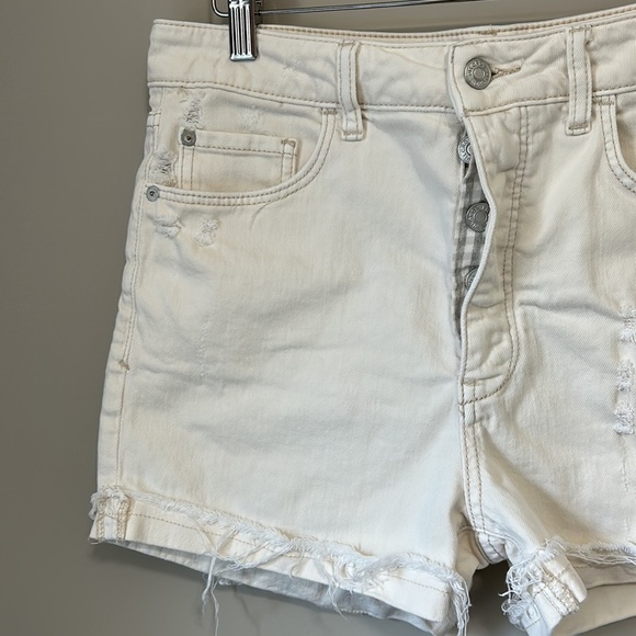 ANTHROPOLOGIE Pilcro and the Letterpress White Distressed Button Fly Short Sz 30 - Picture 5 of 16